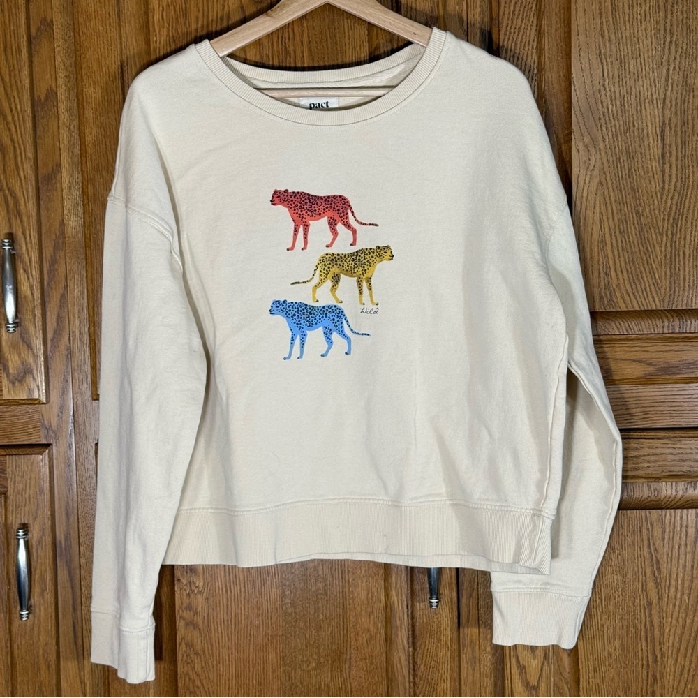 Pact Organic Cream Cheetah Sweatshirt Cropped Length EUC‎